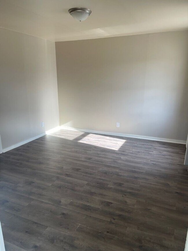 Building Photo - Coming soon! Charming 1-Bedroom Oasis with Modern Upgrades & Spacious Yard!