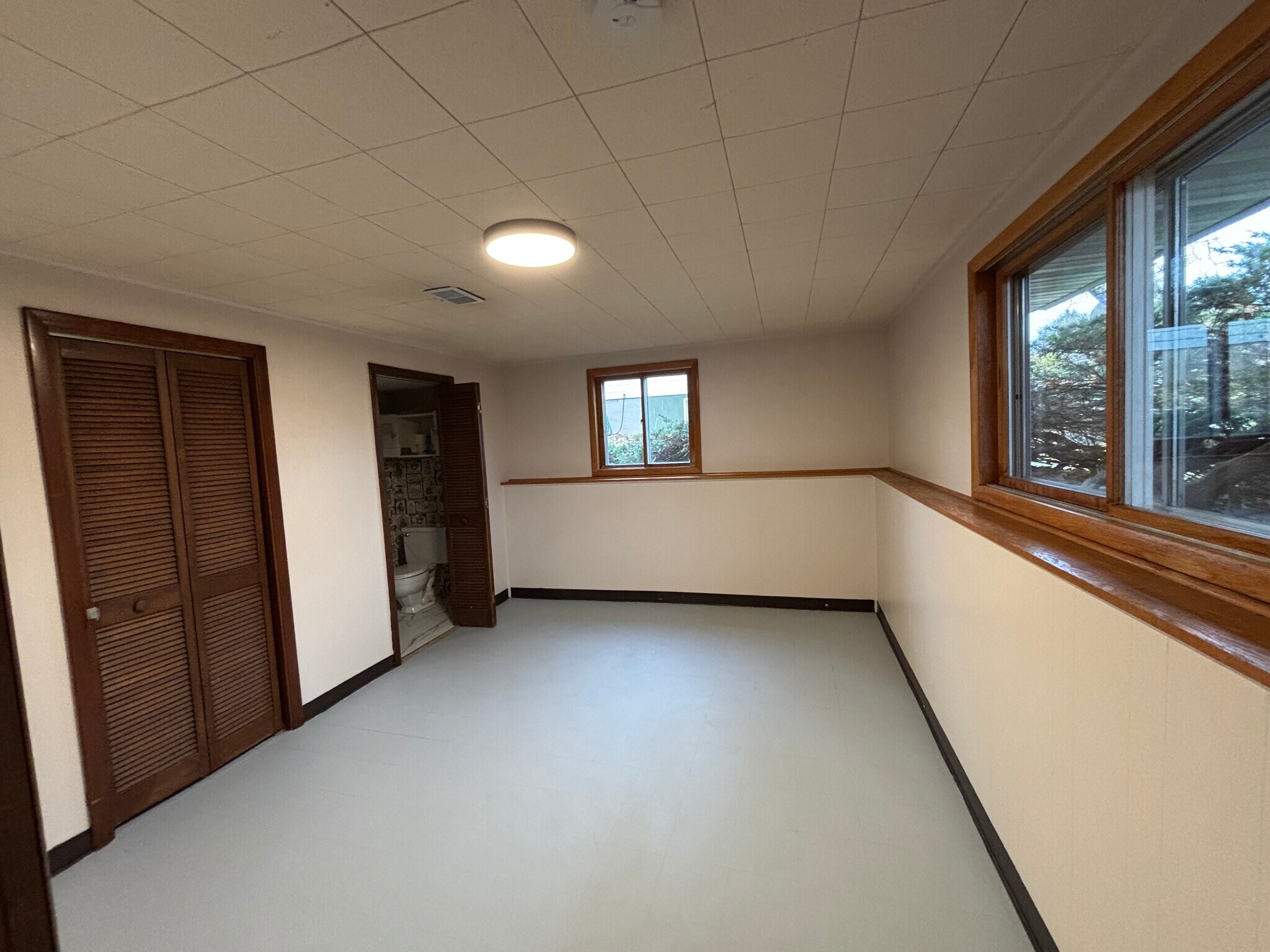 Building Photo - 4806 Goldfinch Dr