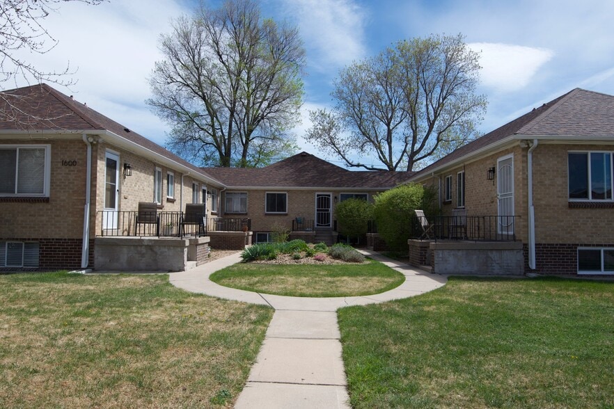 Building Photo - 1600 Winona Ct