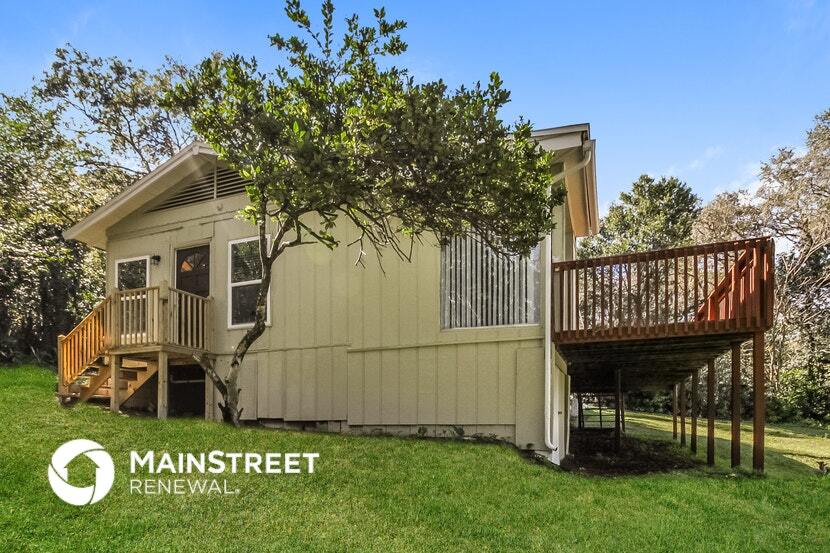 Building Photo - 1335 E 3rd Ave