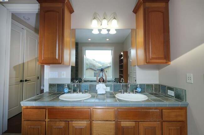 Building Photo - 5700 Alhambra Valley Rd