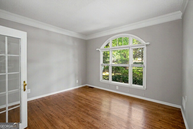 Building Photo - 1018 Pleasance Grove