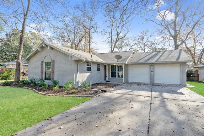 Building Photo - 3307 Roaming Woods Ln