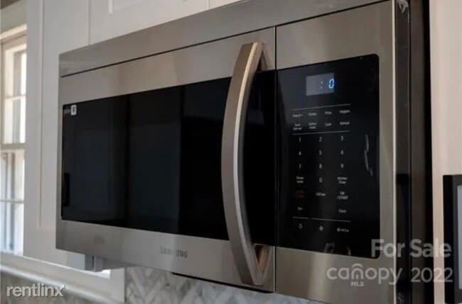 Building Photo - 2008 Choyce Cir