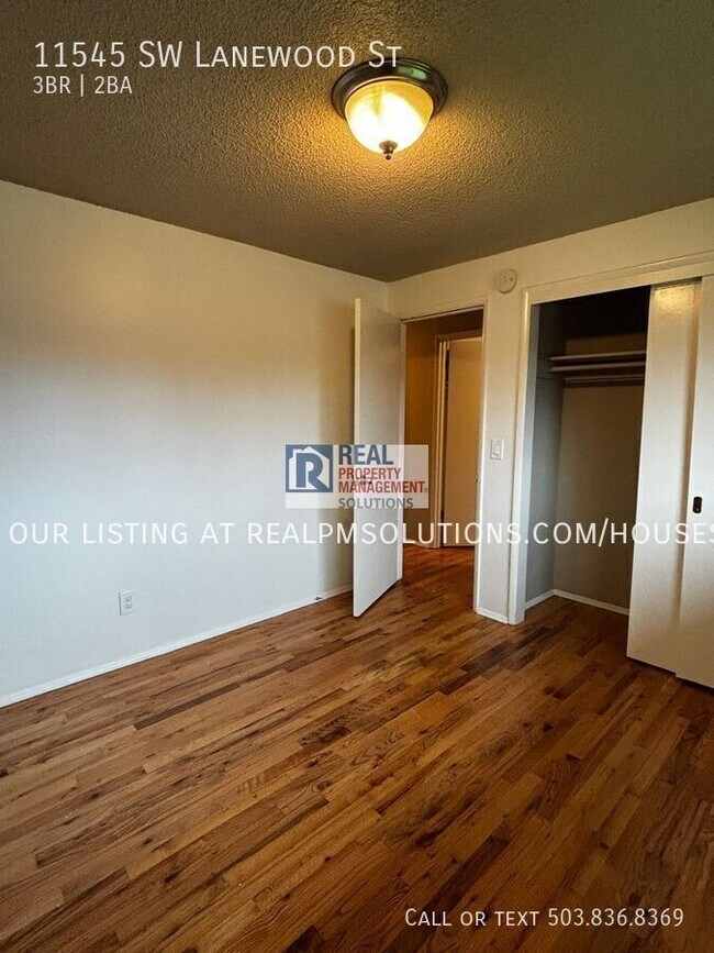 Building Photo - 11545 SW Lanewood St