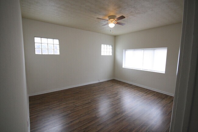 Building Photo - 4217 S Grand Blvd