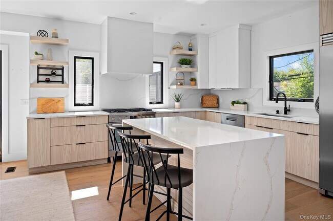 Building Photo - 31 Atlantic Ave