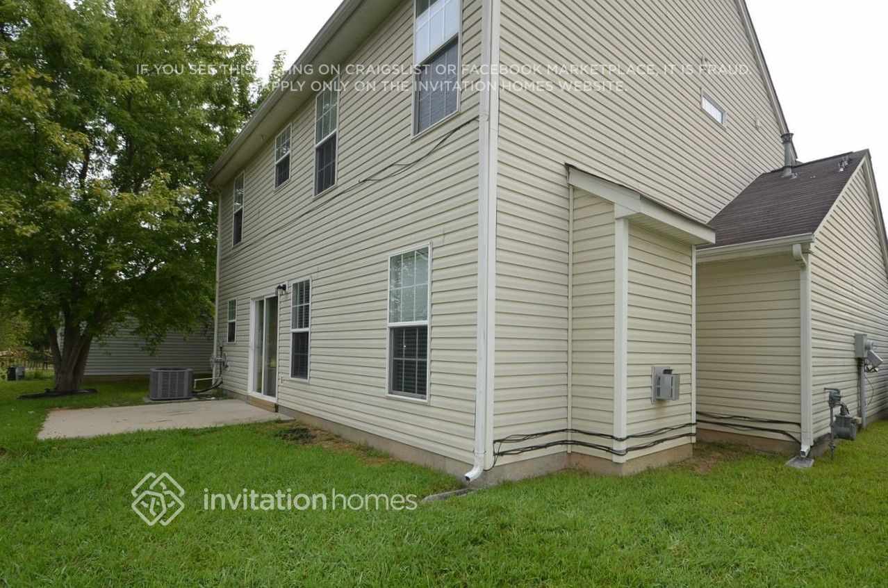 Building Photo - 14121 Riding Hill Ave