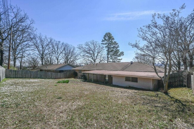 Building Photo - 1331 Starfield Rd