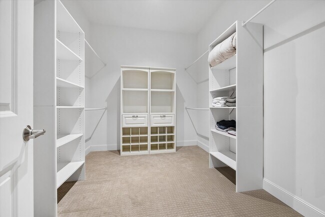 Building Photo - 1211 Caroline St