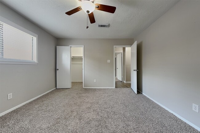 Building Photo - 7731 Bunker Wood Ln