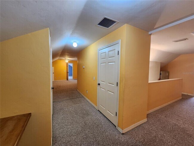 Building Photo - 9206 NW 23rd Ln