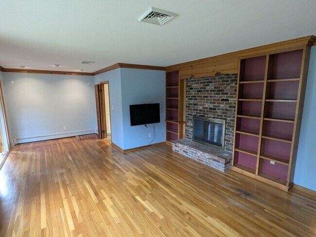 Building Photo - 29 Ridgecrest Rd