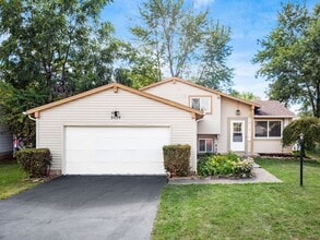 Building Photo - 3 Bedroom 1.5 Bath Single Family Home - Hilliard, OH