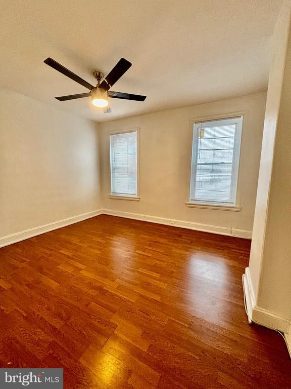 Building Photo - 2339 Belgrade St