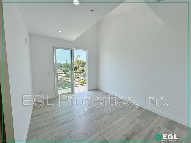 Building Photo - 15314 Grevillea Ave