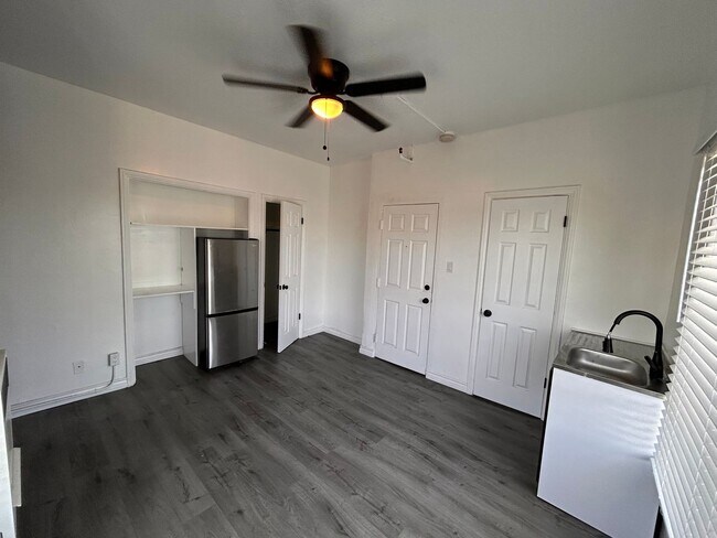 Interior Photo - Toberman Apts.