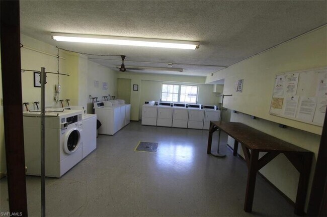 Building Photo - 3704 Broadway-