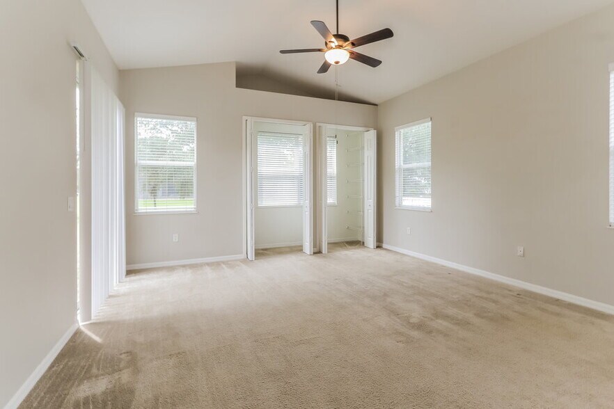 Building Photo - 12646 Cara Cara Loop