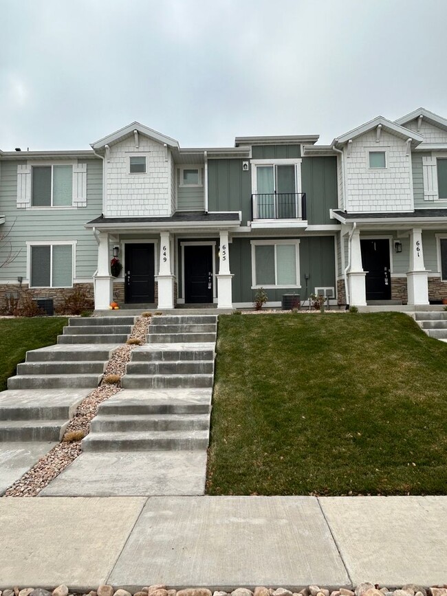 Primary Photo - Great Townhome in Cold Spring Ranch - Lehi