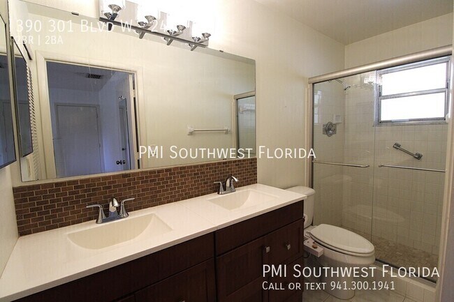 Building Photo - 390-301 301 Blvd W