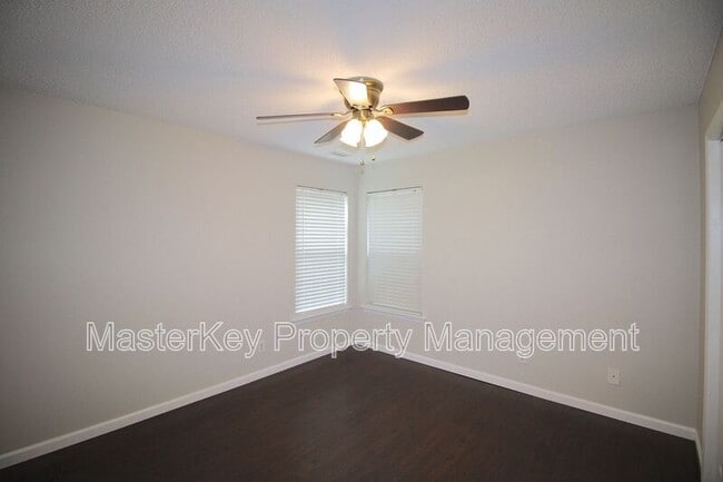 Building Photo - 132 Evening Star Dr