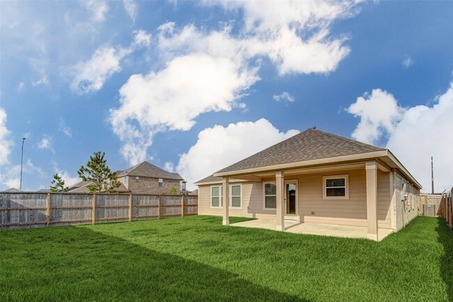 Building Photo - 7706 Coral Ky Dr