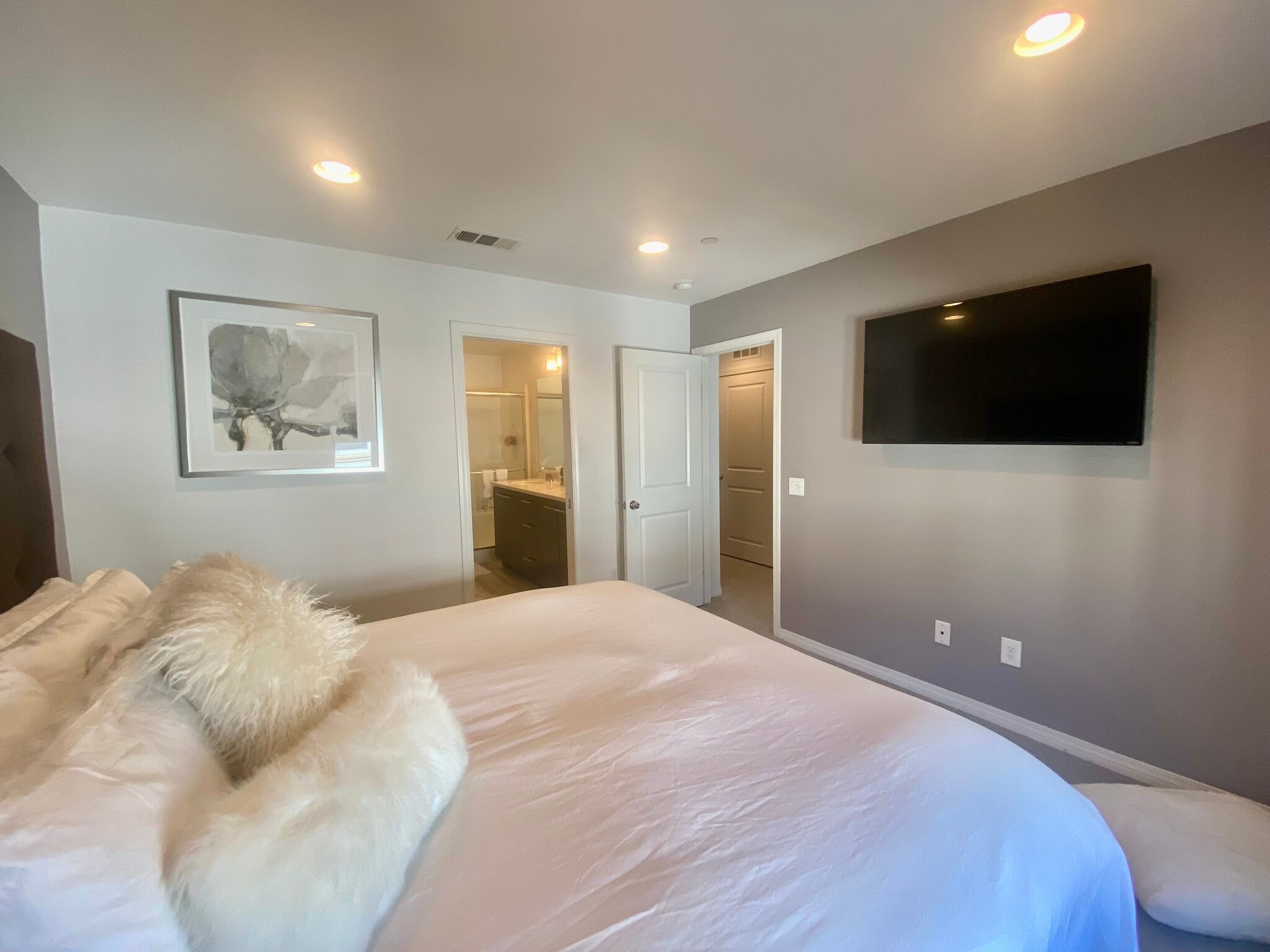 Large Master bedroom - 1135 Calle Montana