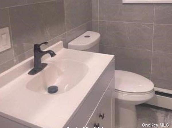 Building Photo - 3 Caroline St