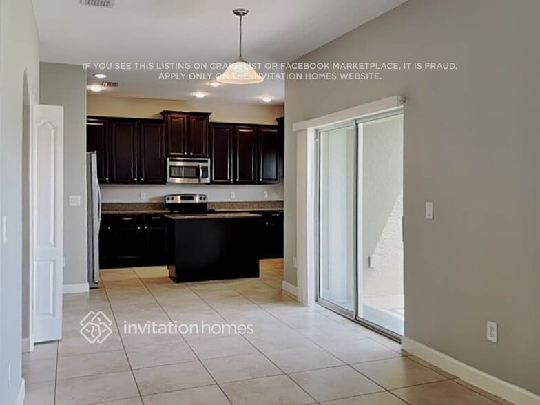 Building Photo - 1830 Thetford Cir