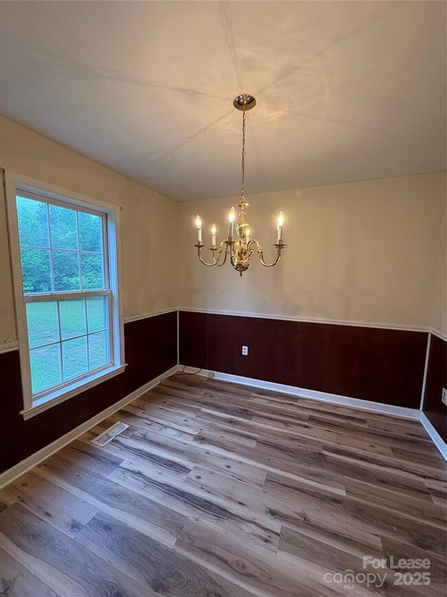 Building Photo - 7200 Strawberry Ln
