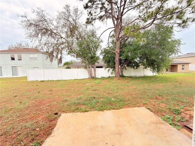 Building Photo - 733 James Ct