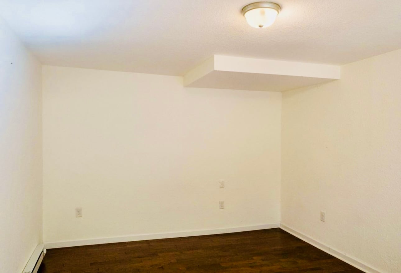 Building Photo - 37 Cedar Hill Ln