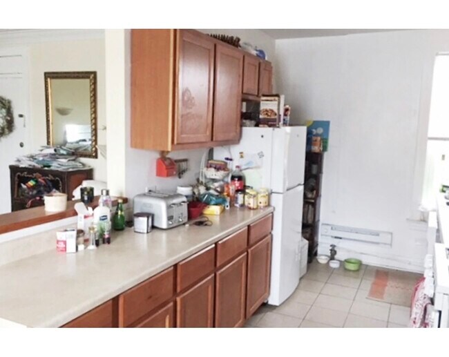 Building Photo - 918 Green Bay Rd