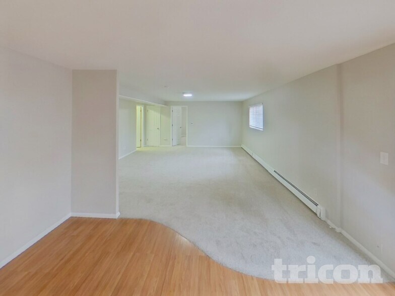 Building Photo - 2212 Woodburn St