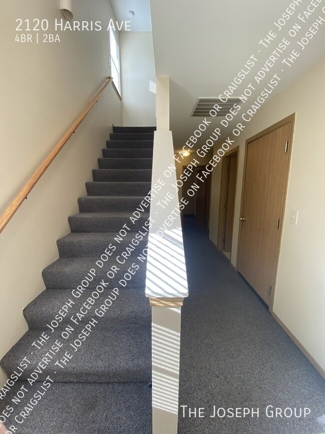 Building Photo - 2120 Harris Ave