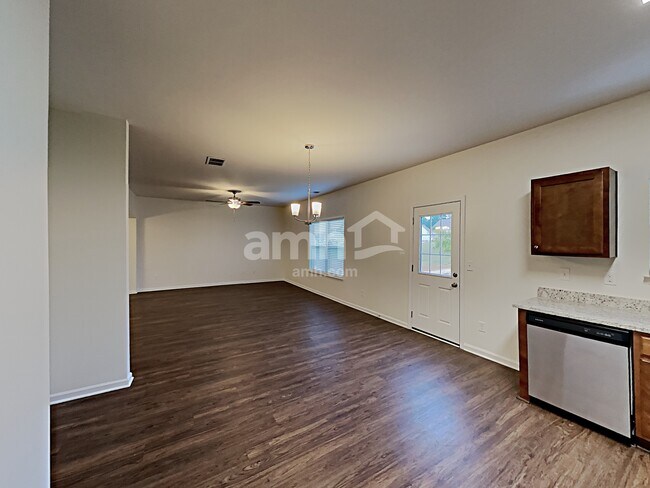 Building Photo - 159 Biscayne Terrace