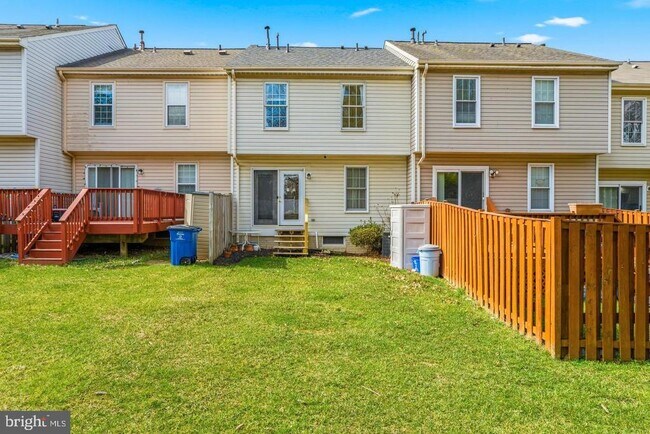 Building Photo - 8016 Brightlight Pl