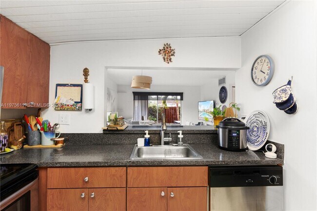 Building Photo - 11209 SW 88th St