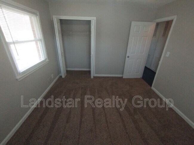 Building Photo - 5611 Johnsontown Rd