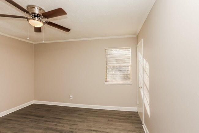 Building Photo - 4554 Kirkley Cir