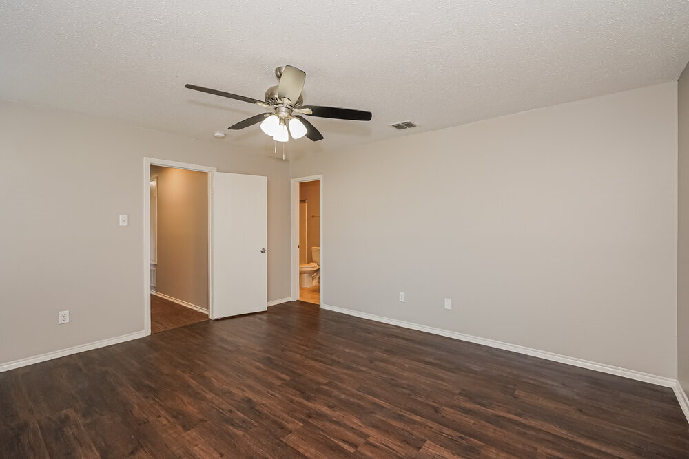 Building Photo - 105 Teal Rd