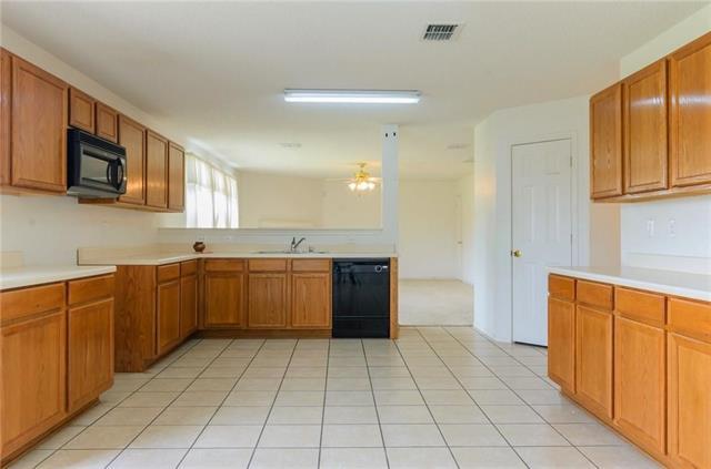 Building Photo - 704 Hanceville Way