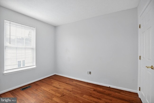 Building Photo - 22513 Castle Pollard Way