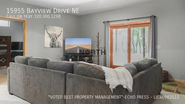 Building Photo - 15955 Bayview Dr NE