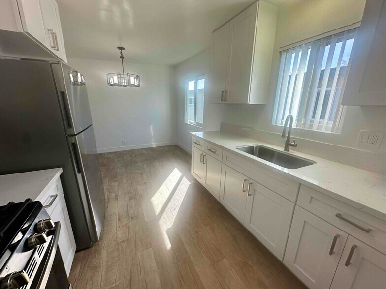 Building Photo - 24319 Narbonne Ave