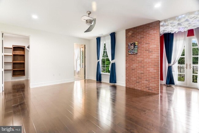 Building Photo - 1065 Northfalls Ct