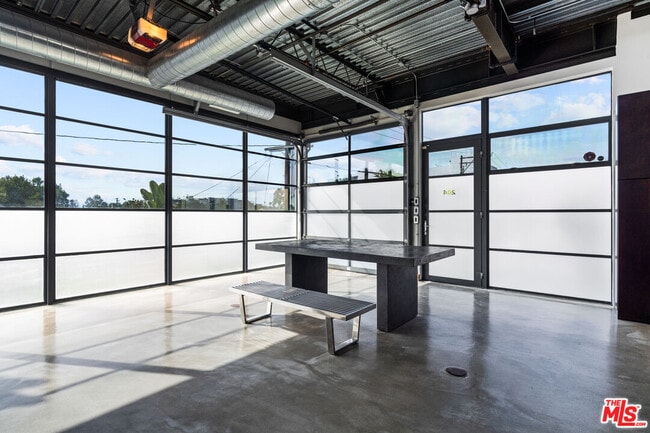 Building Photo - 1534 17th St