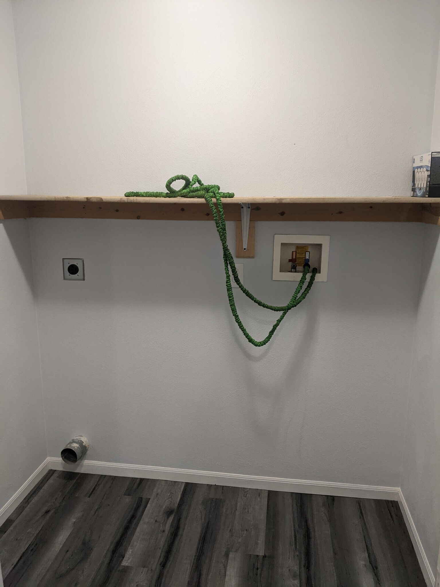 Building Photo - 337 Gilbert Ave