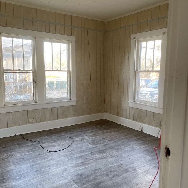 Building Photo - 2812 Gordon Ave